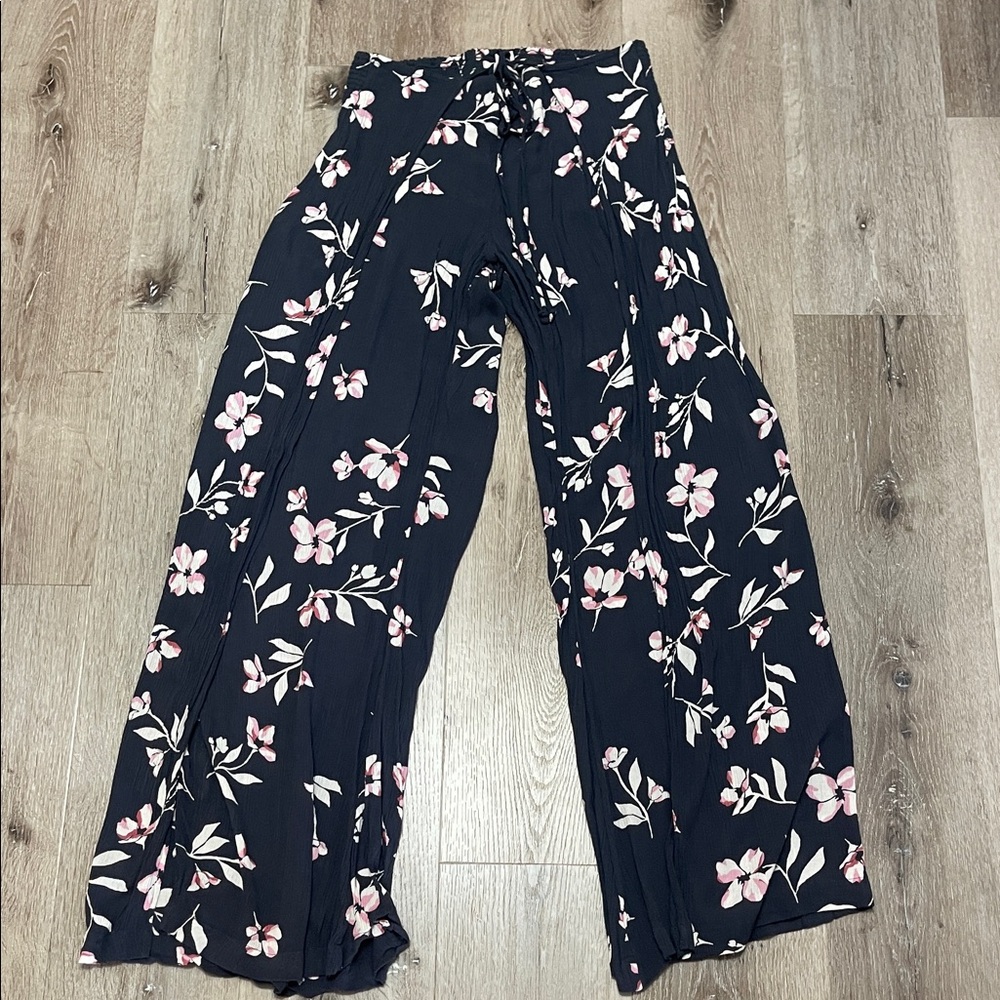 Billabong Floral Print Pants - Black and Pink